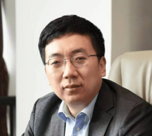 李伟