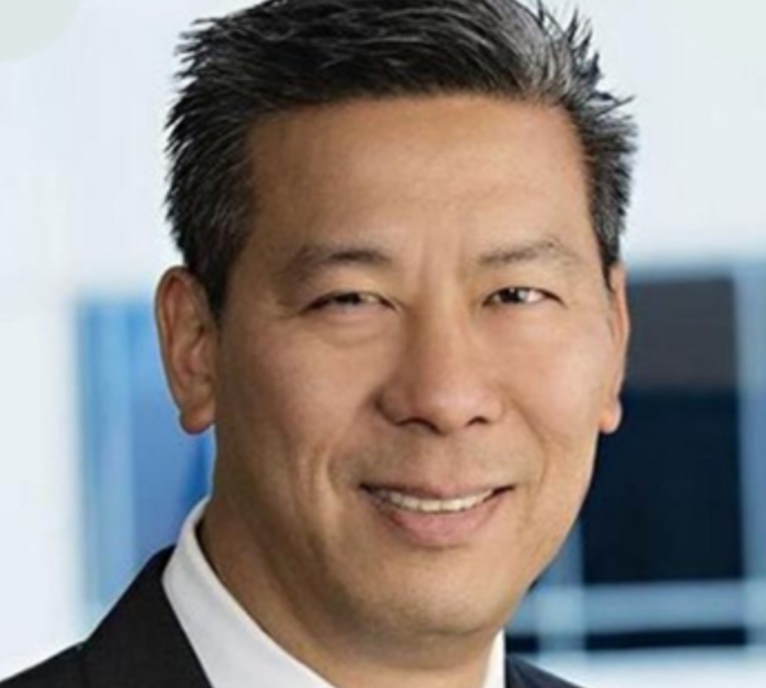 Raymond Mow