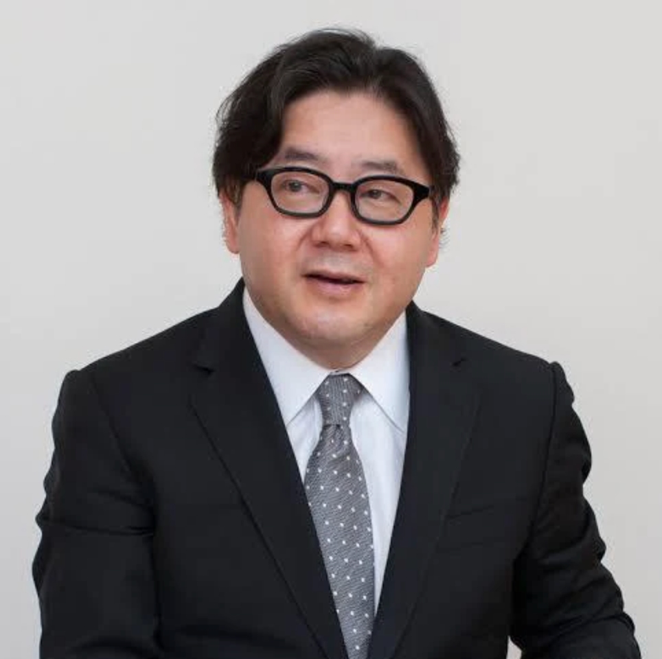 Yasushi Akimoto